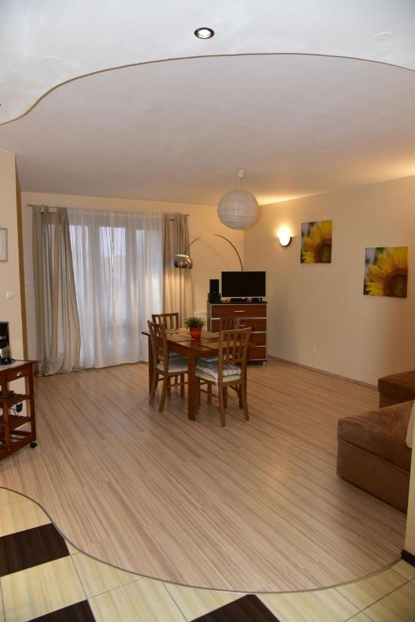 Apartament Sloneczny Brzeg Miedzyzdroje Dış mekan fotoğraf